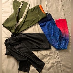 3 fitness leggings from Oysho
